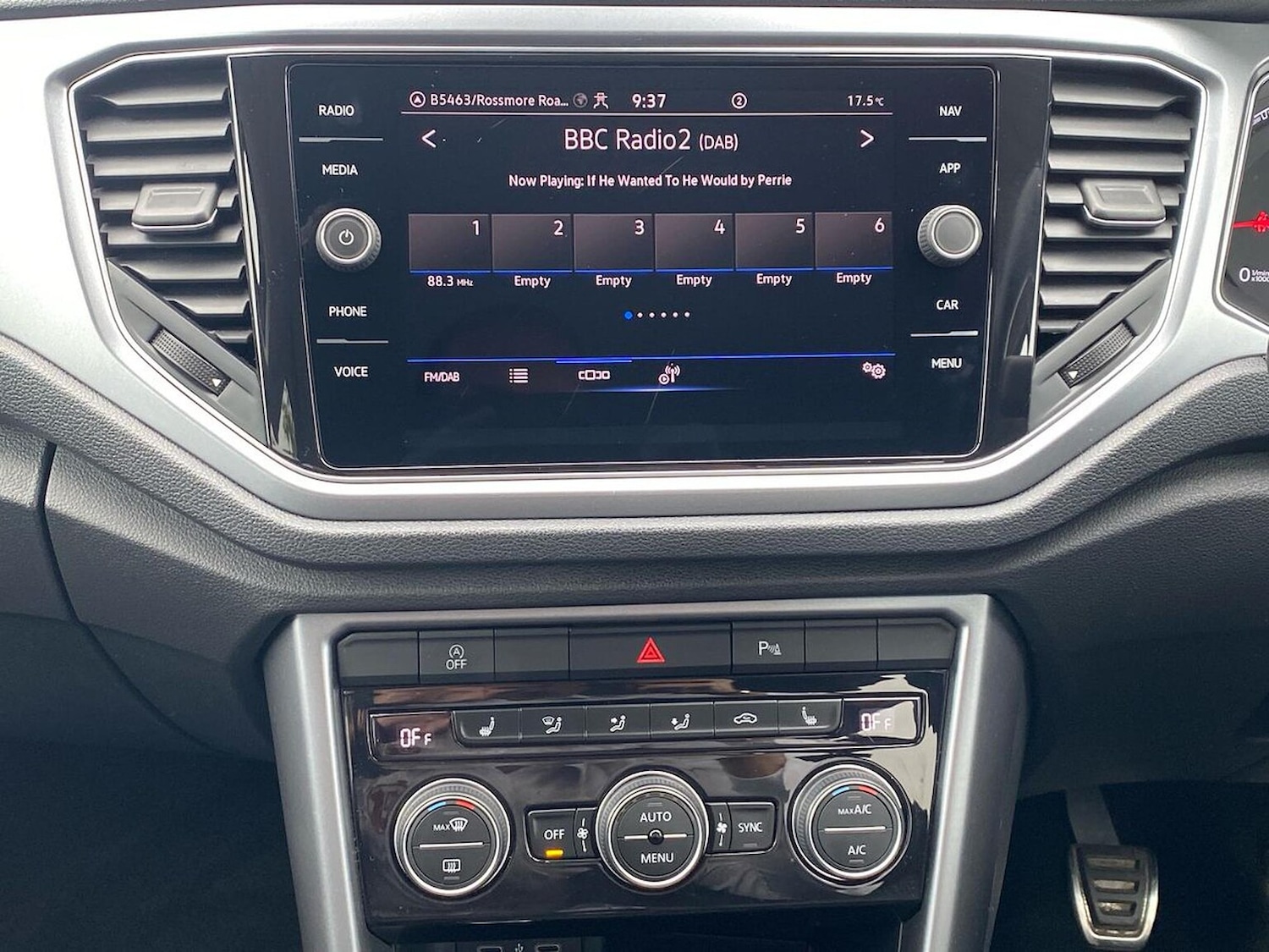 Used Volkswagen T-Roc 2021 for sale - 76931615: Photo 11