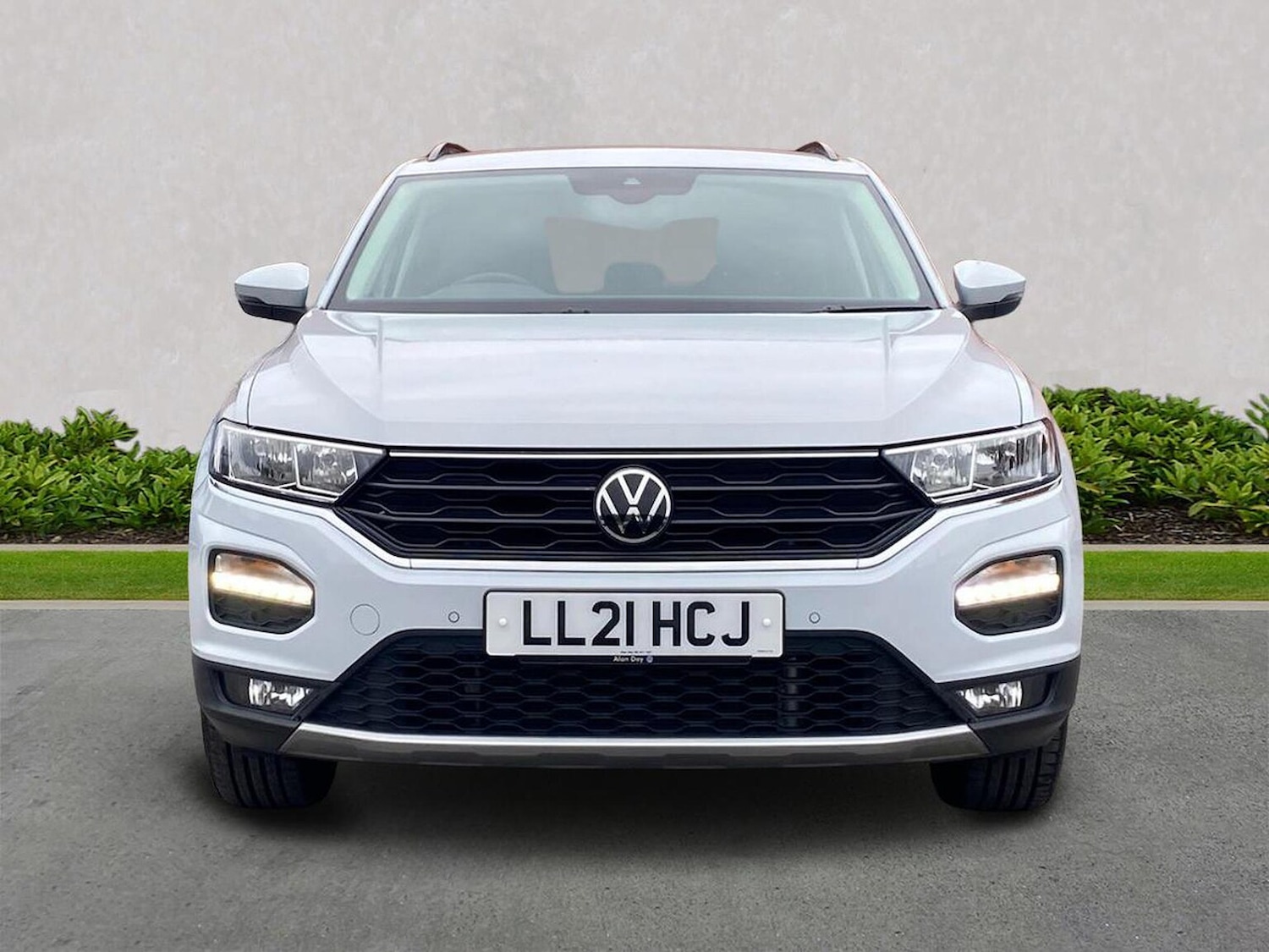 Used Volkswagen T-Roc 2021 for sale - 76931615: Photo 5