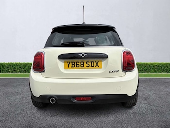 Used MINI Hatch 2018 for sale - 79423957: Photo