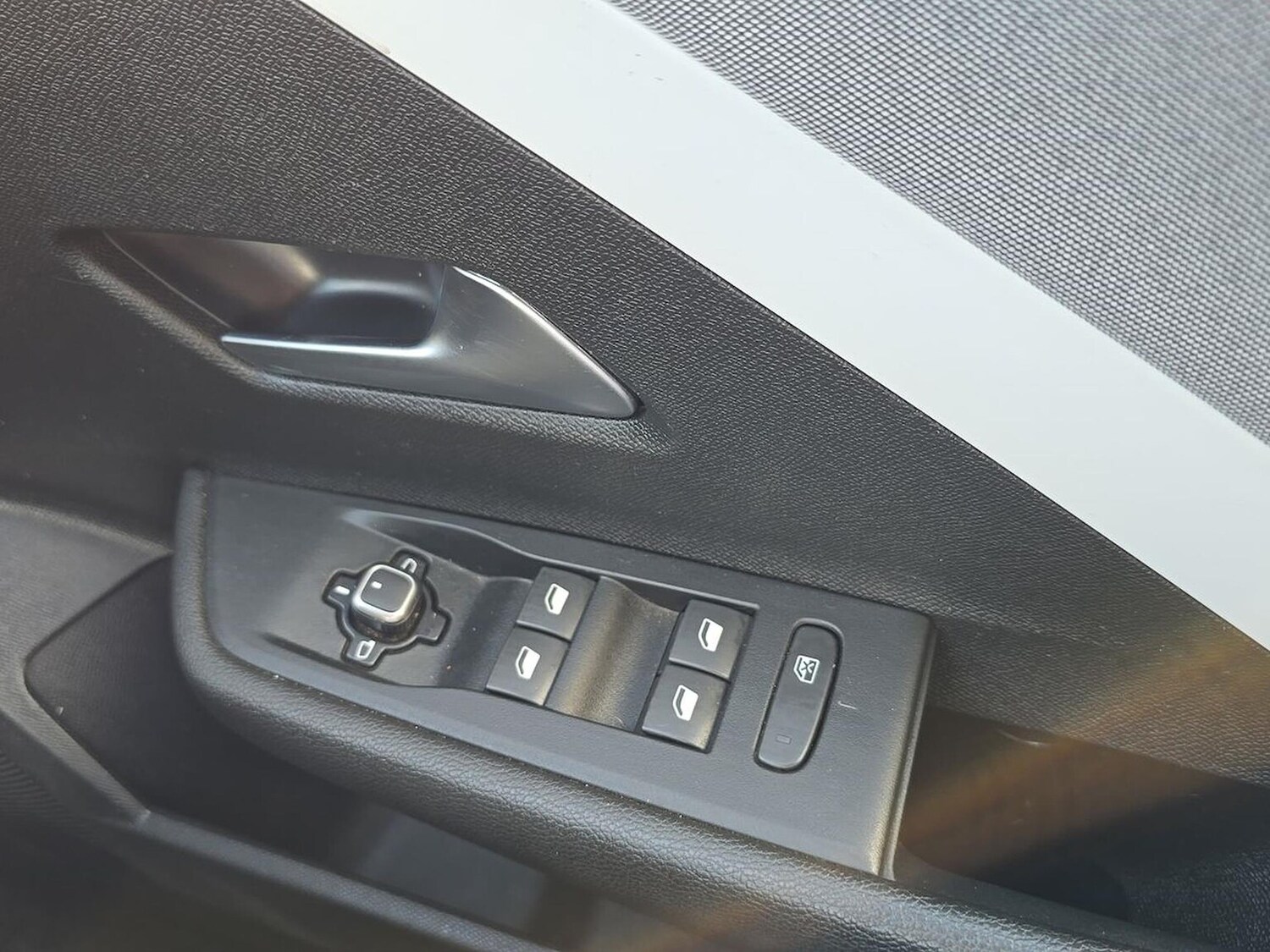 Used Vauxhall Astra 2023 for sale - 78195789: Photo 23