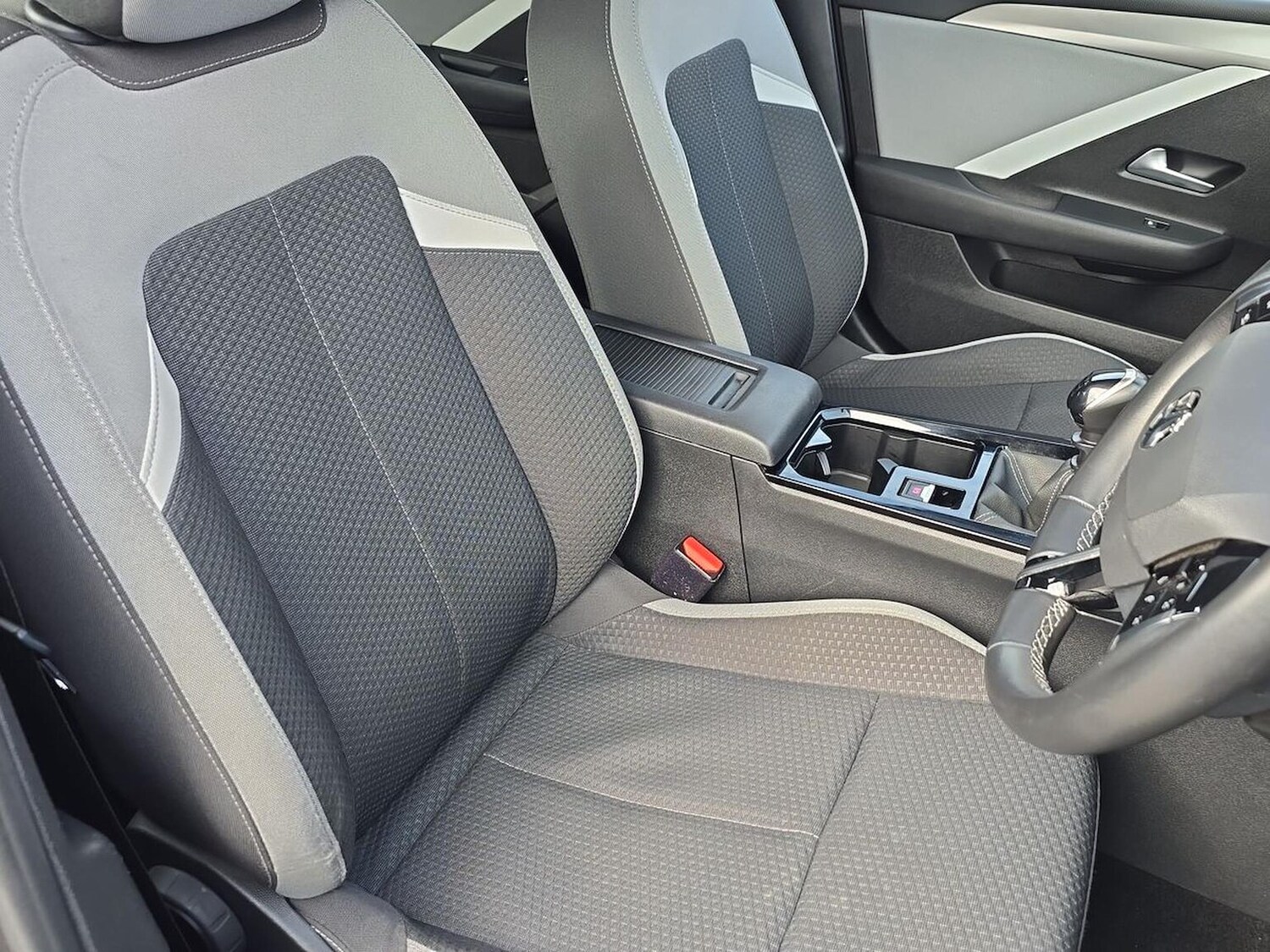 Used Vauxhall Astra 2023 for sale - 78195789: Photo 32