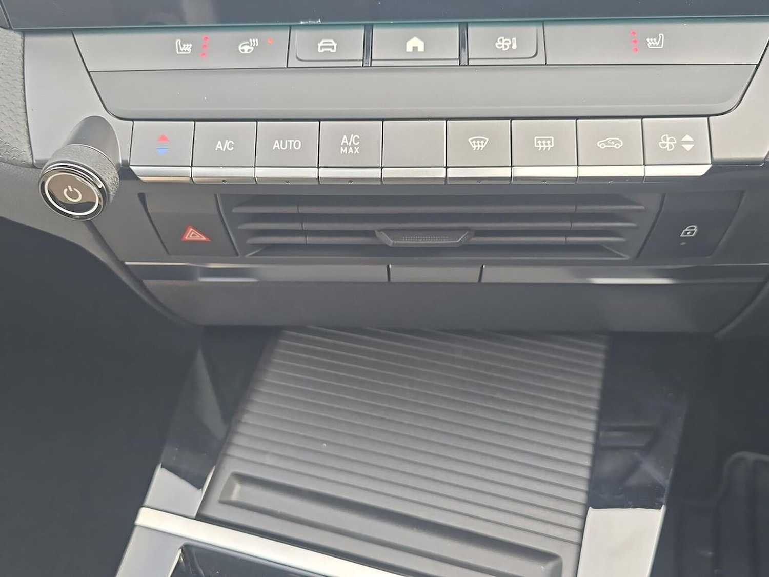 Used Vauxhall Astra 2025 for sale - 76725849: Photo 12