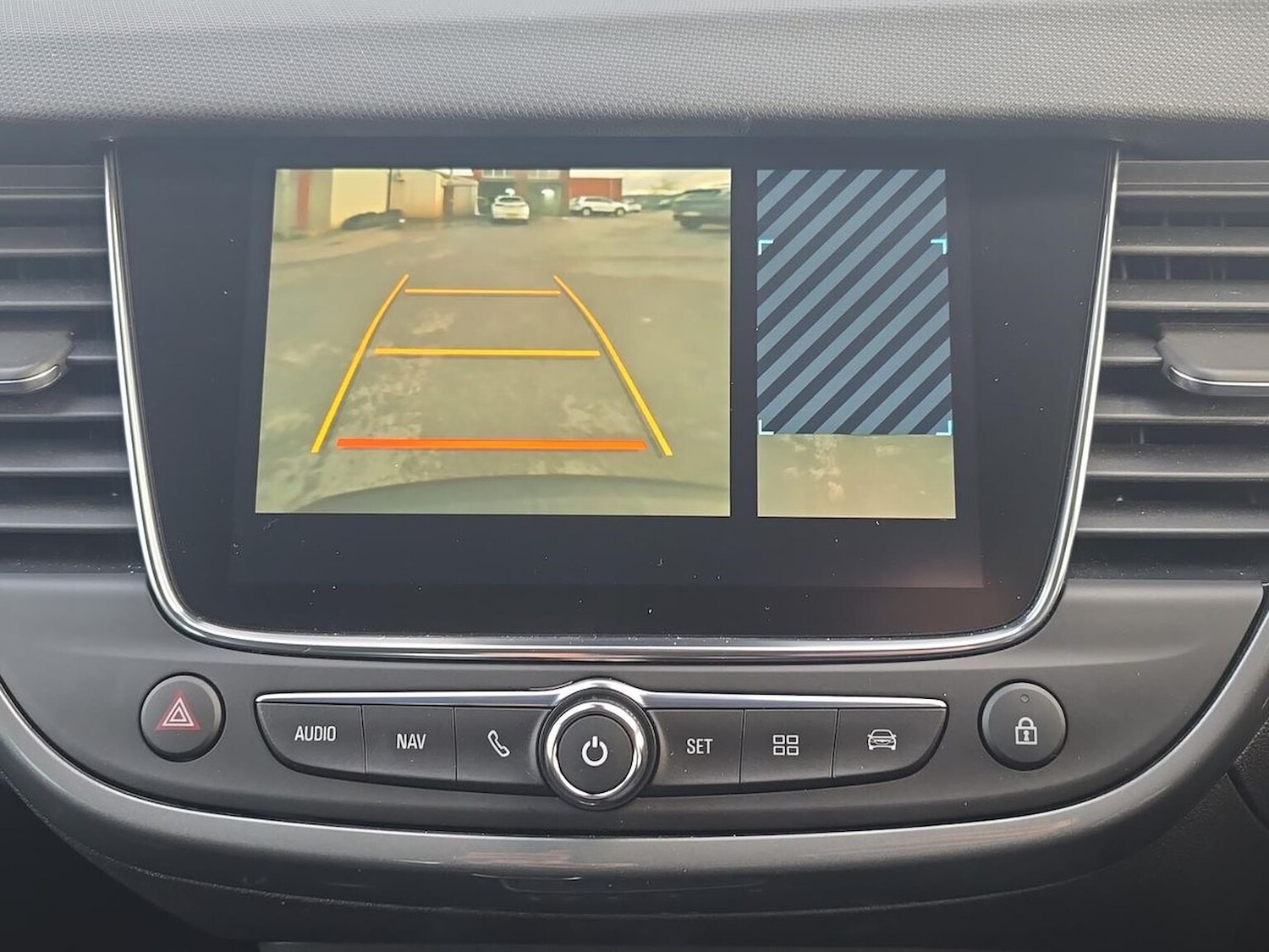 Used Vauxhall Crossland 2022 for sale - 76687291: Photo 23