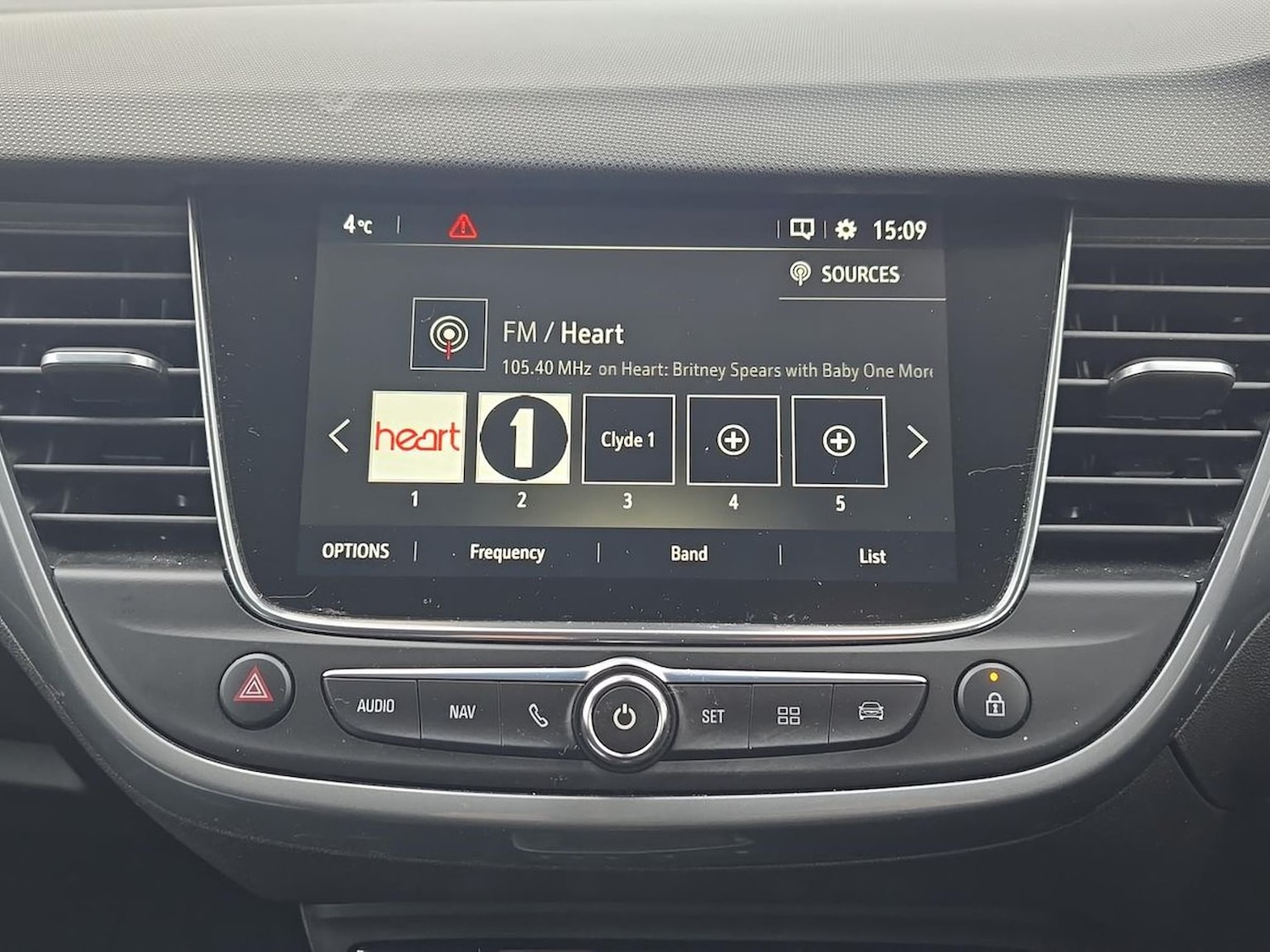 Used Vauxhall Crossland 2023 for sale - 77775187: Photo 11