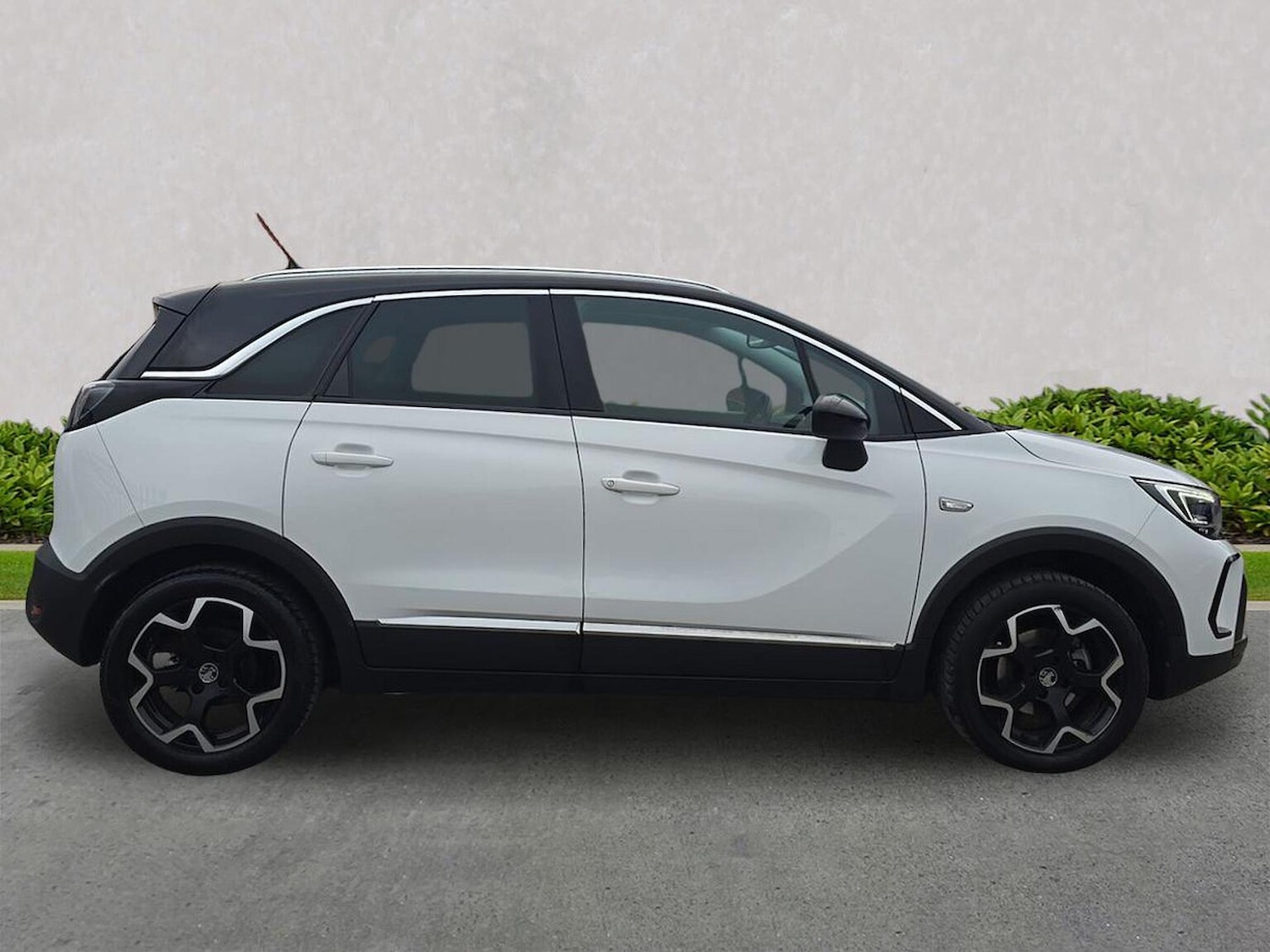 Used Vauxhall Crossland 2023 for sale - 77775187: Photo 3