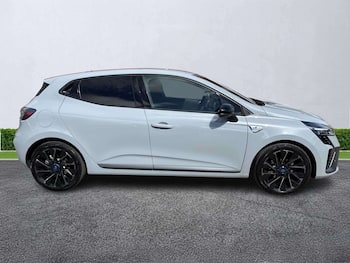 Used Renault Clio 2025 for sale - 79690593: Photo