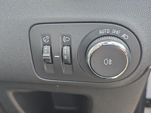 Used Vauxhall Crossland 2022 for sale - 76171554: Photo 31