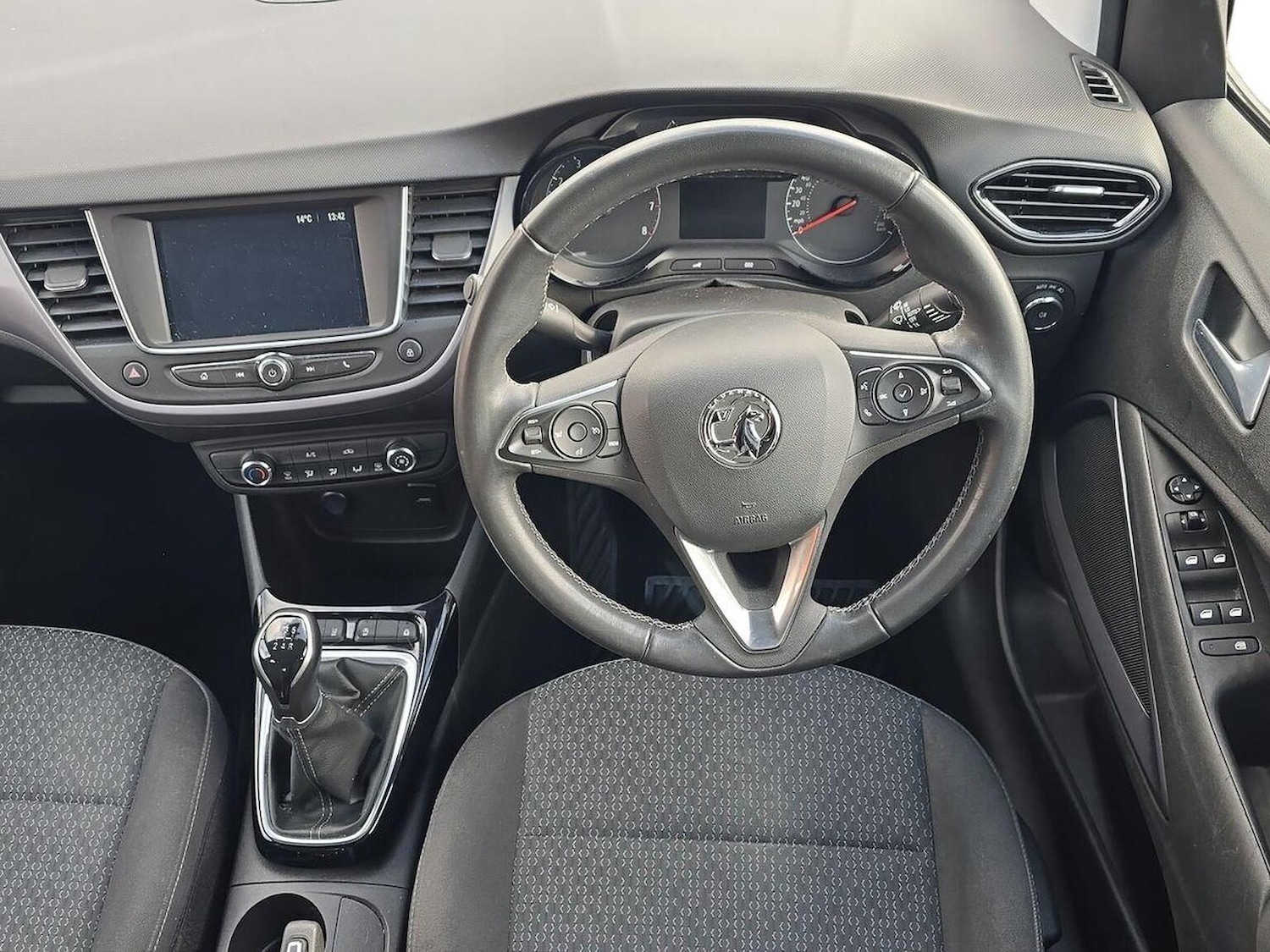 Used Vauxhall Crossland 2022 for sale - 76171554: Photo 8