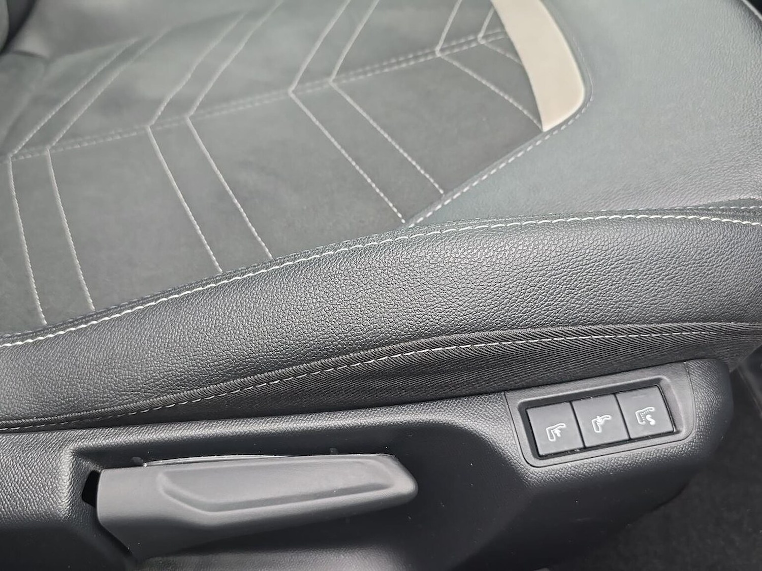 Used Vauxhall Mokka 2025 for sale - 76477234: Photo 29