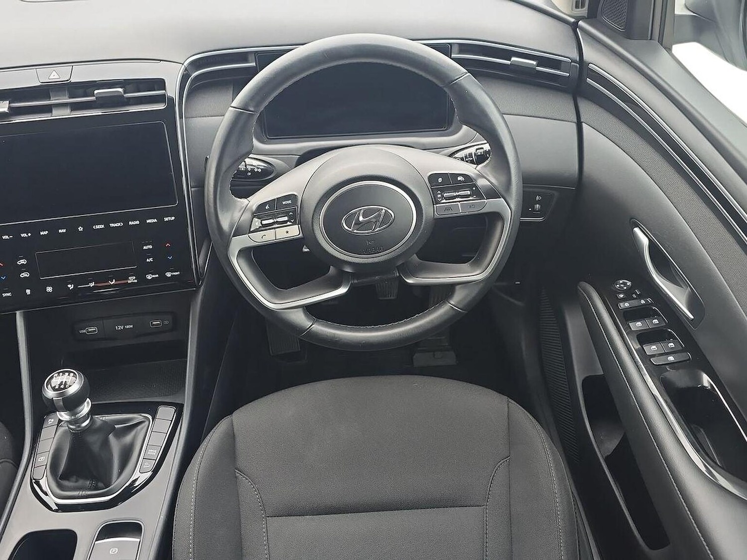 Used Hyundai TUCSON 2022 for sale - 76707530: Photo 9