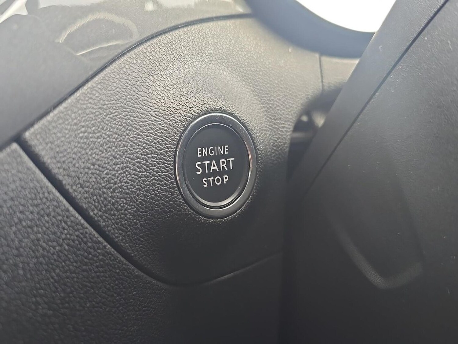 Used Vauxhall Crossland 2022 for sale - 76353600: Photo 31