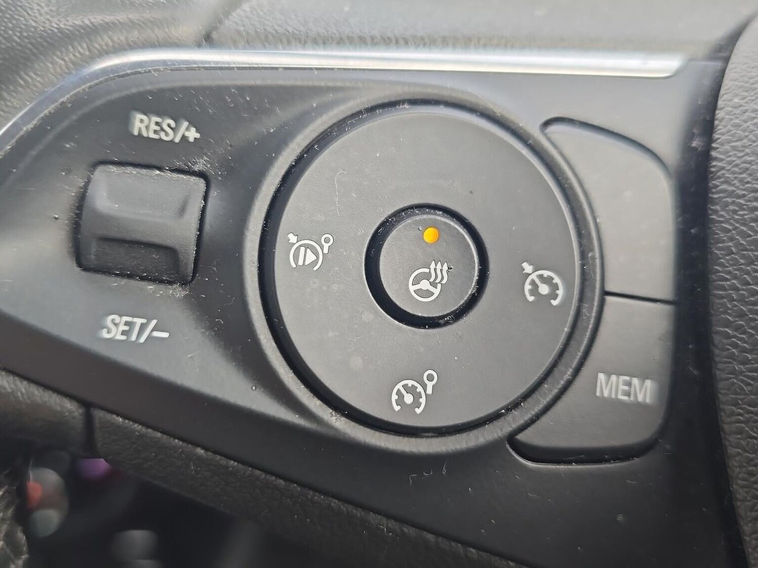 Used Vauxhall Crossland 2022 for sale - 76353600: Photo 39