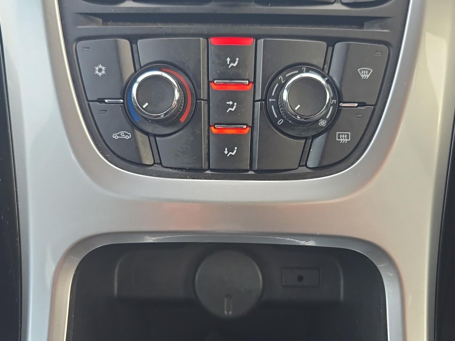 Used Vauxhall Astra 2014 for sale - 76455266: Photo 25