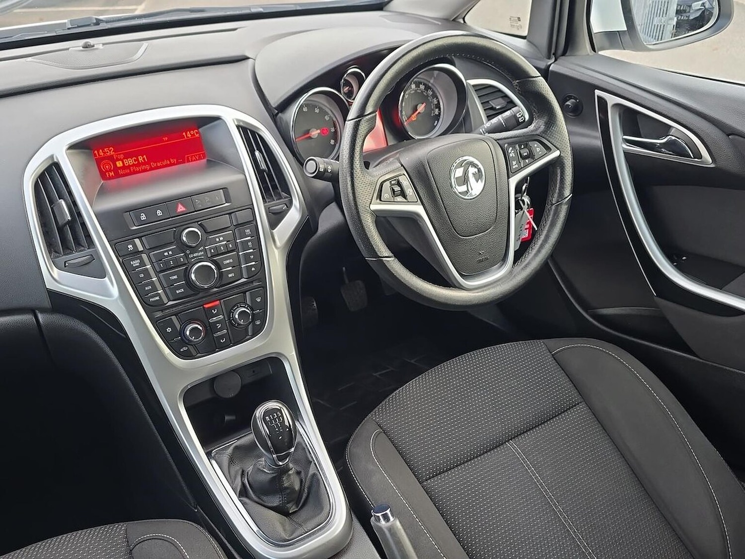 Used Vauxhall Astra 2014 for sale - 76455266: Photo 28