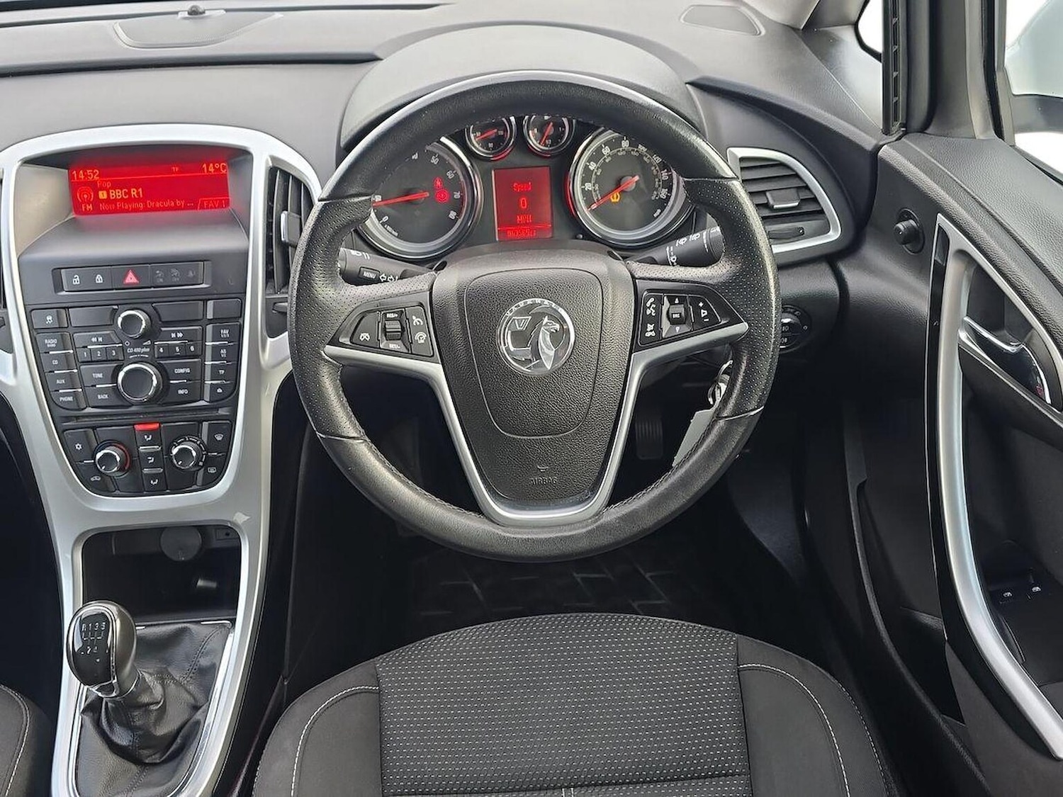 Used Vauxhall Astra 2014 for sale - 76455266: Photo 9