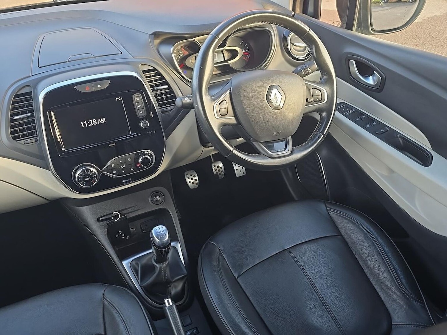 Used Renault Captur 2019 for sale - 76906324: Photo 28