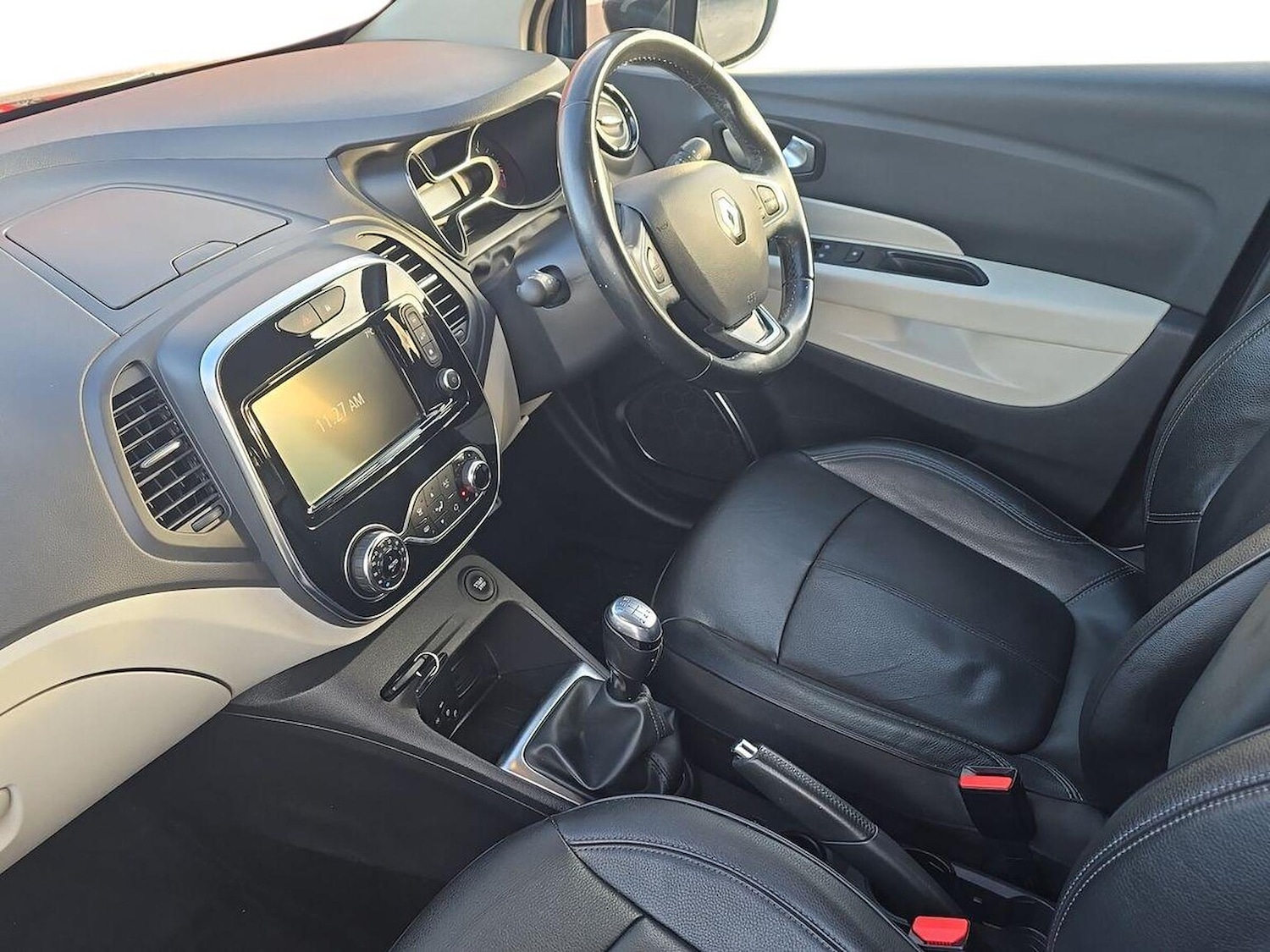 Used Renault Captur 2019 for sale - 76906324: Photo 7