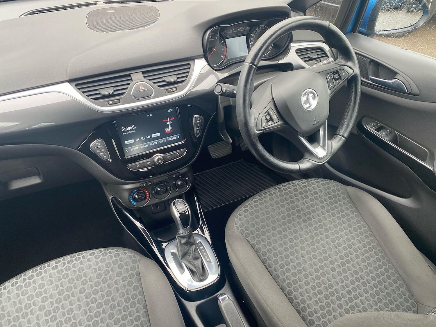 Vehicle 28