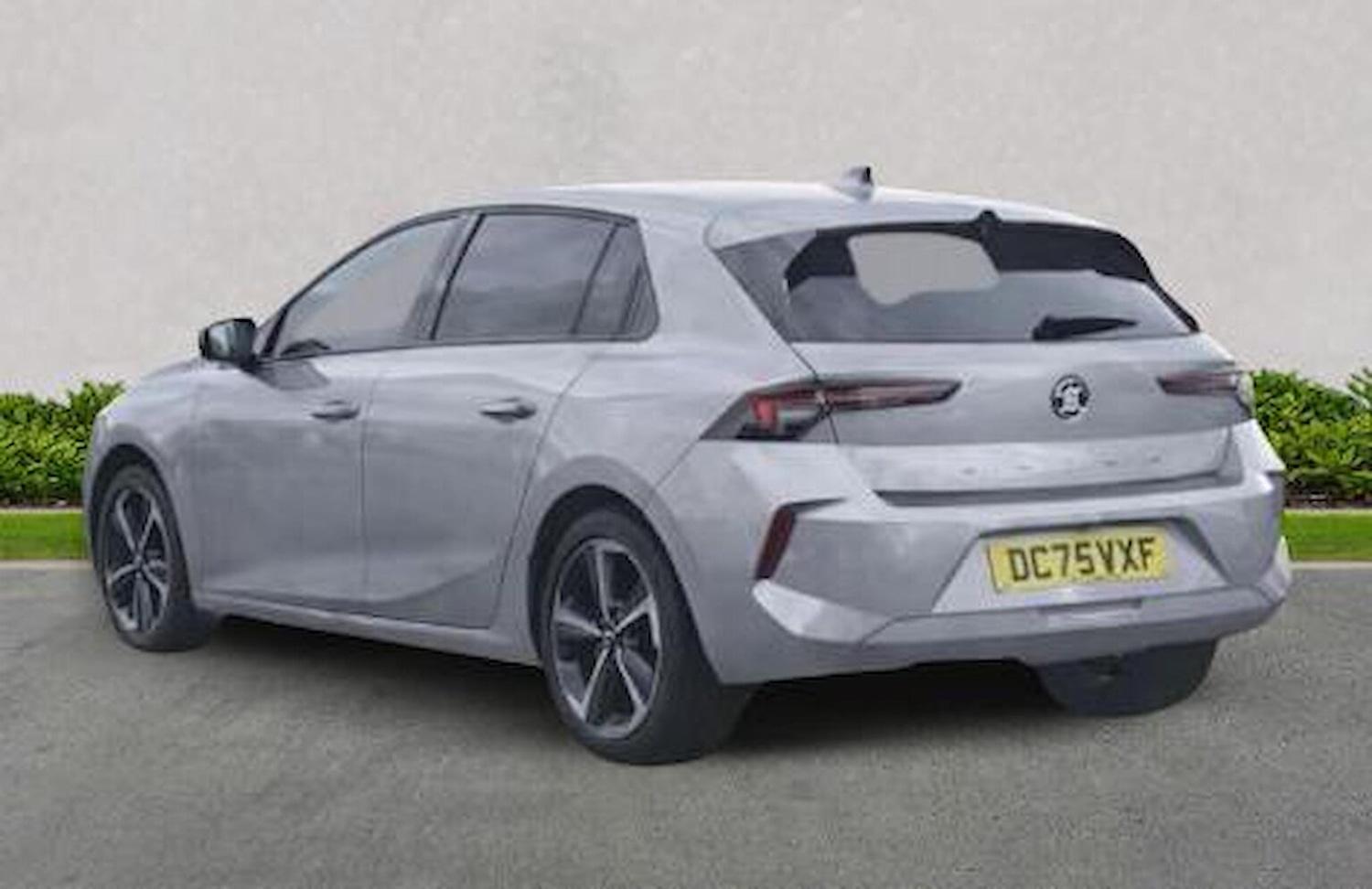 Used Vauxhall Astra 2025 for sale - 77616785: Photo 2