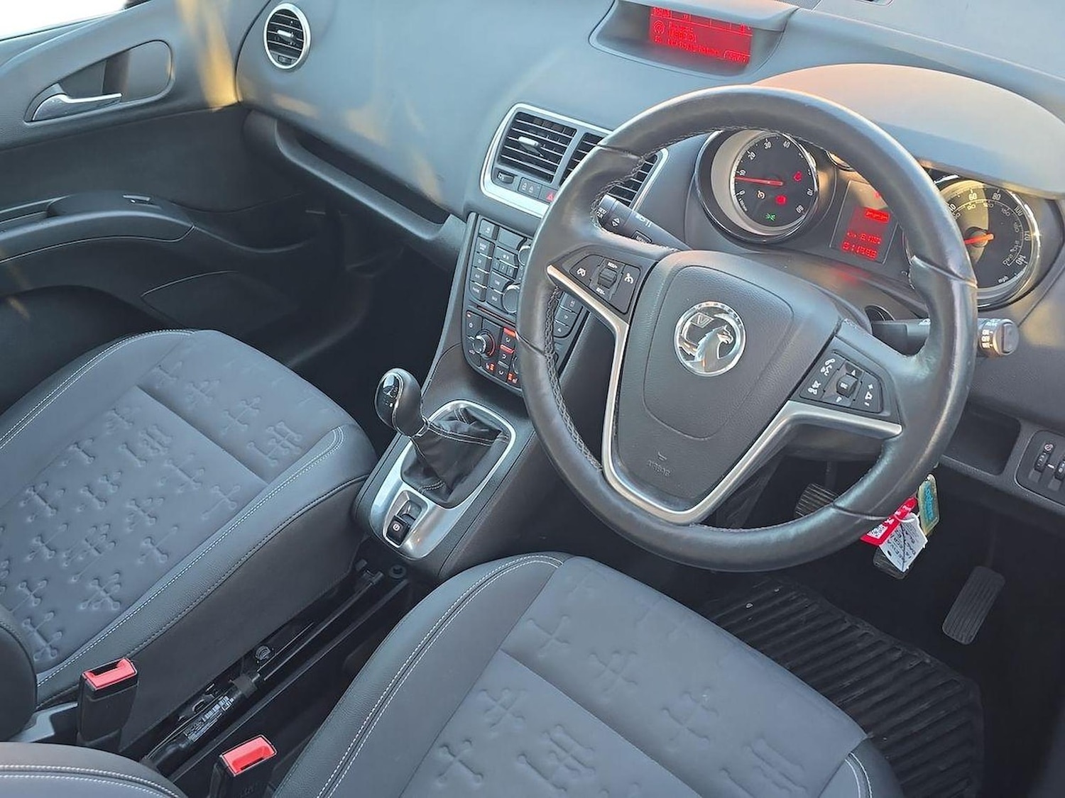 Used Vauxhall Meriva 2017 for sale - 76694611: Photo 15