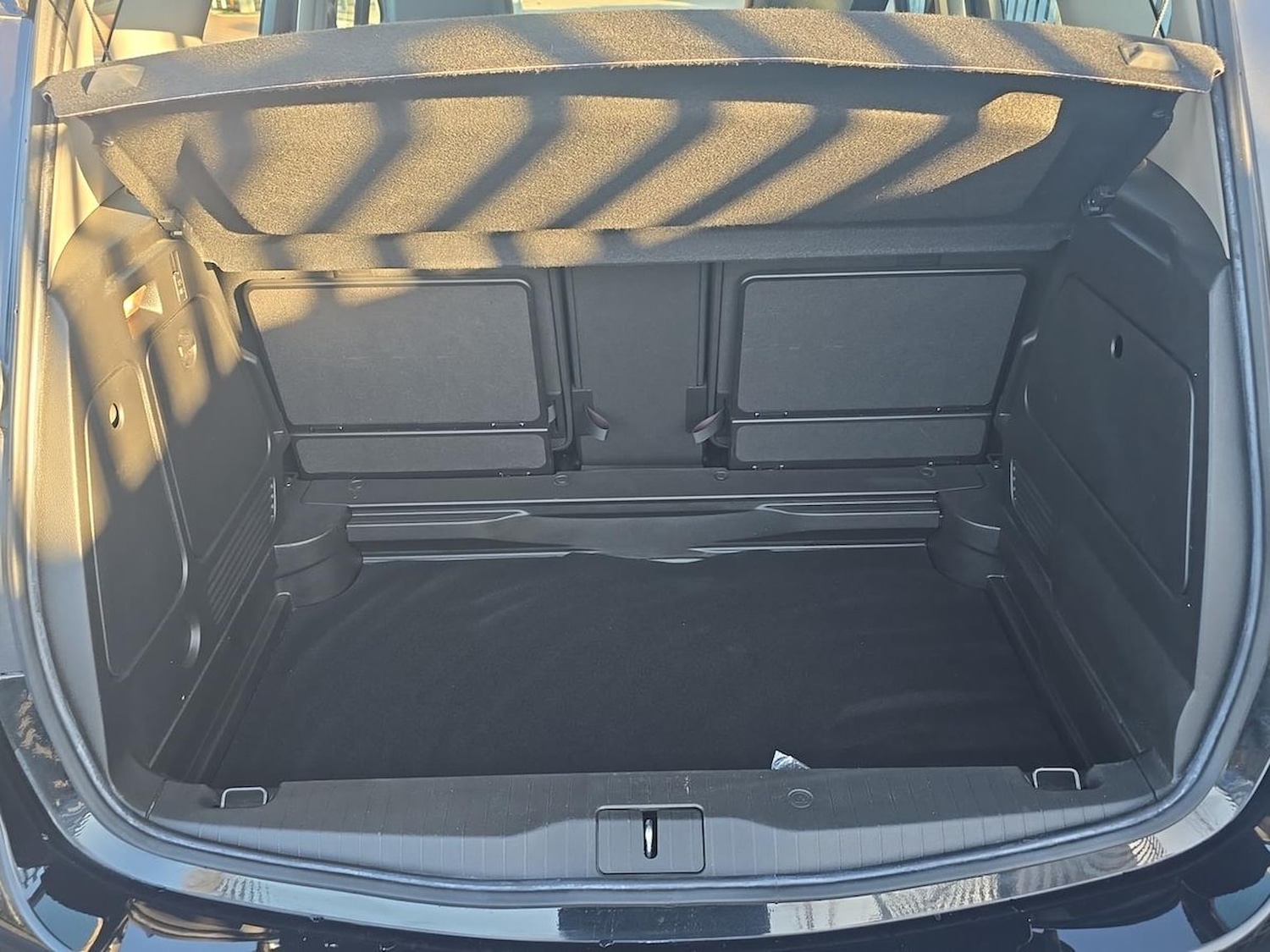 Used Vauxhall Meriva 2017 for sale - 76694611: Photo 17