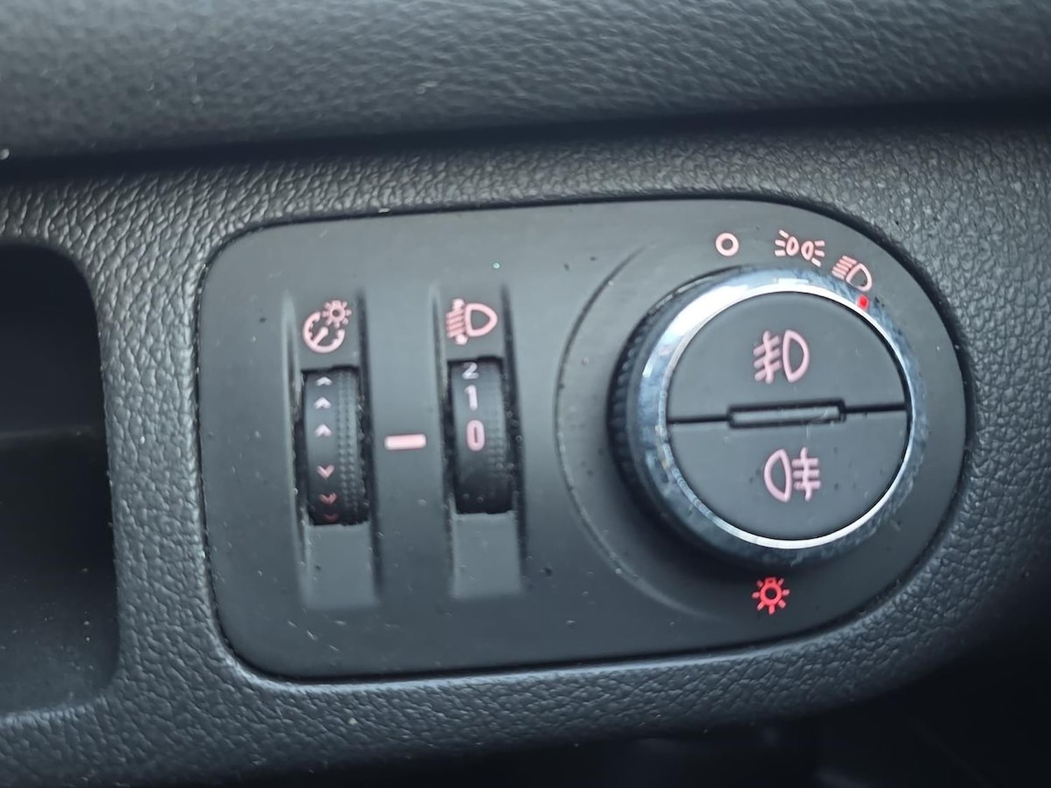 Used Vauxhall Meriva 2017 for sale - 76694611: Photo 23