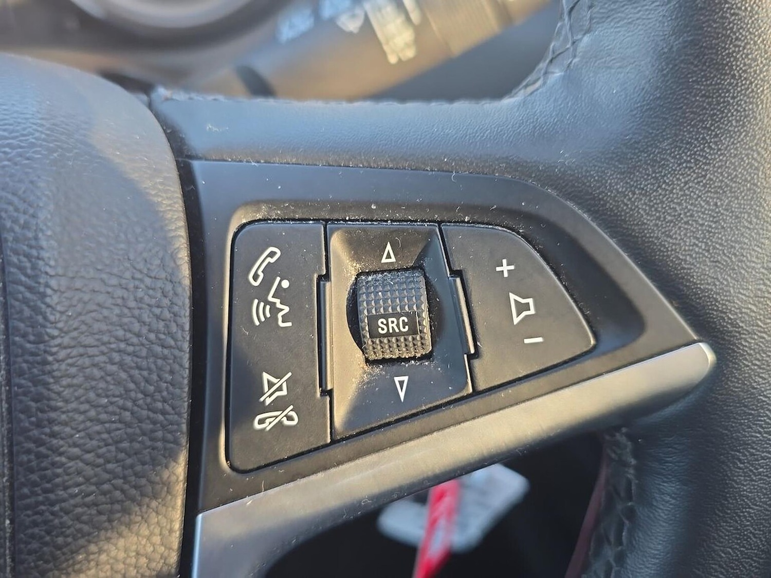 Used Vauxhall Meriva 2017 for sale - 76694611: Photo 26