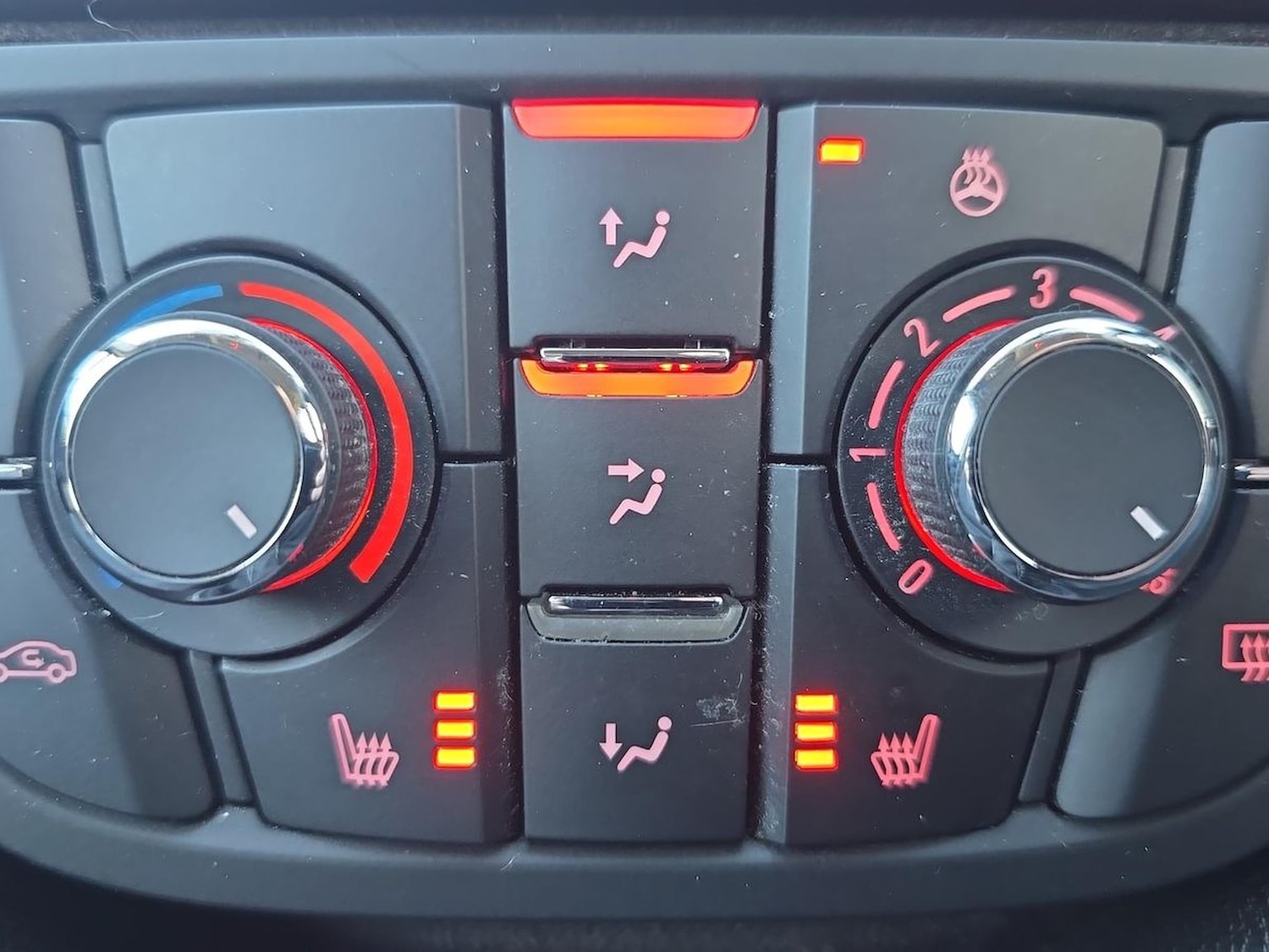 Used Vauxhall Meriva 2017 for sale - 76694611: Photo 30