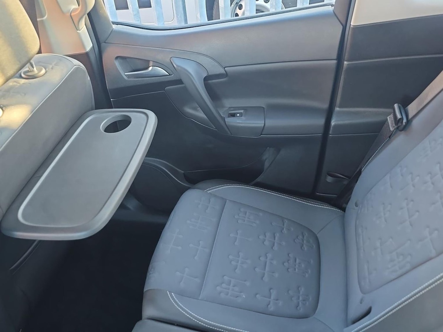 Used Vauxhall Meriva 2017 for sale - 76694611: Photo 31