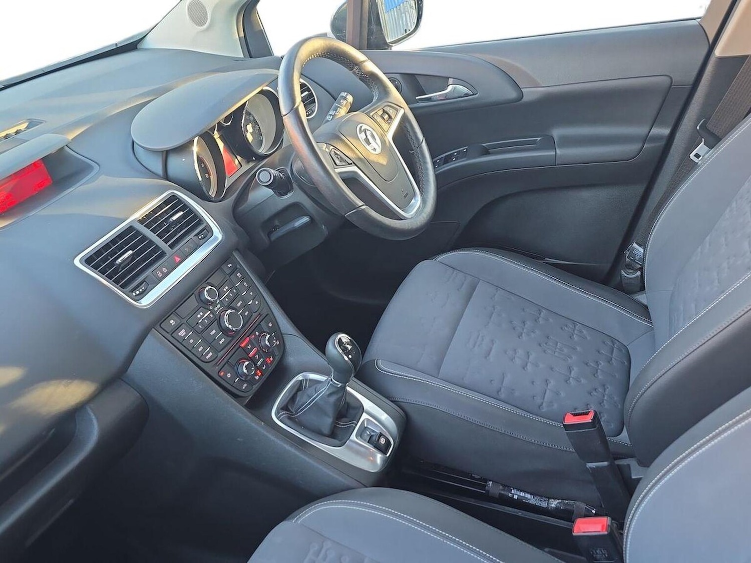 Used Vauxhall Meriva 2017 for sale - 76694611: Photo 7