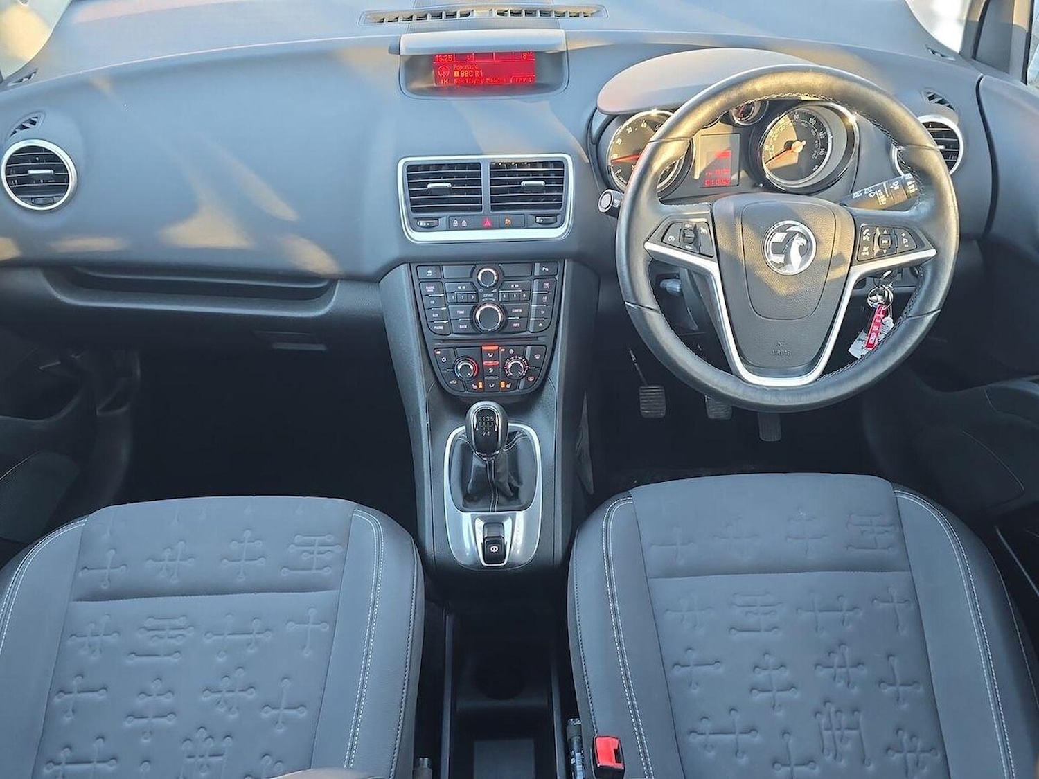 Used Vauxhall Meriva 2017 for sale - 76694611: Photo 8