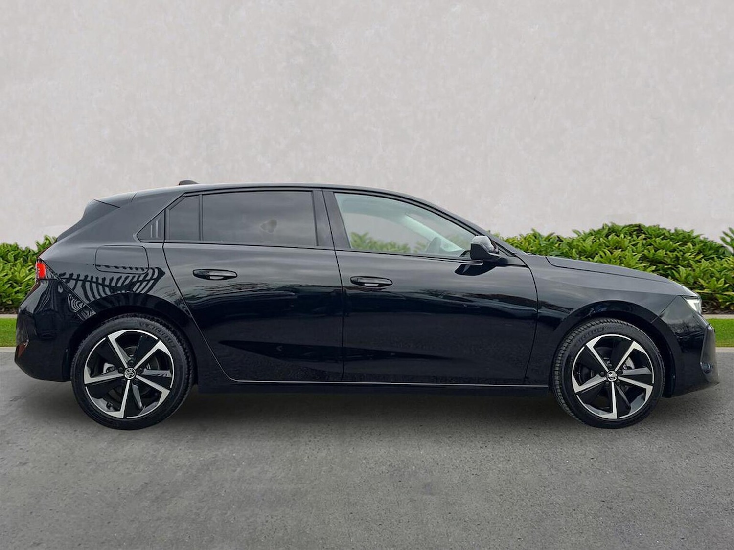 Used Vauxhall Astra 2024 for sale - 76504916: Photo 3