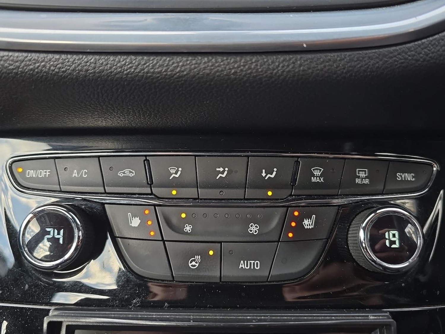 Used Vauxhall Astra 2017 for sale - 78195699: Photo 14