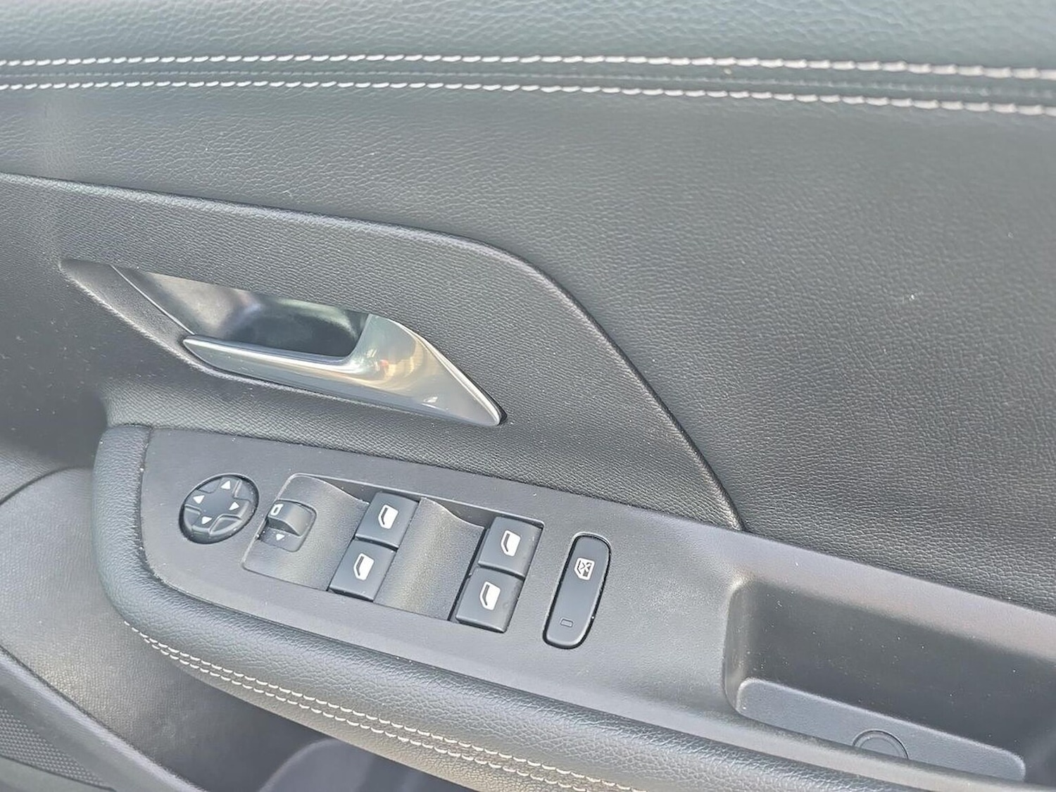 Used Vauxhall Mokka 2021 for sale - 76353680: Photo 21