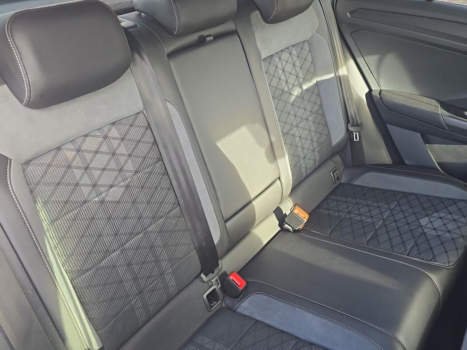 Used Volkswagen T-Roc 2023 for sale - 78195706: Photo 18