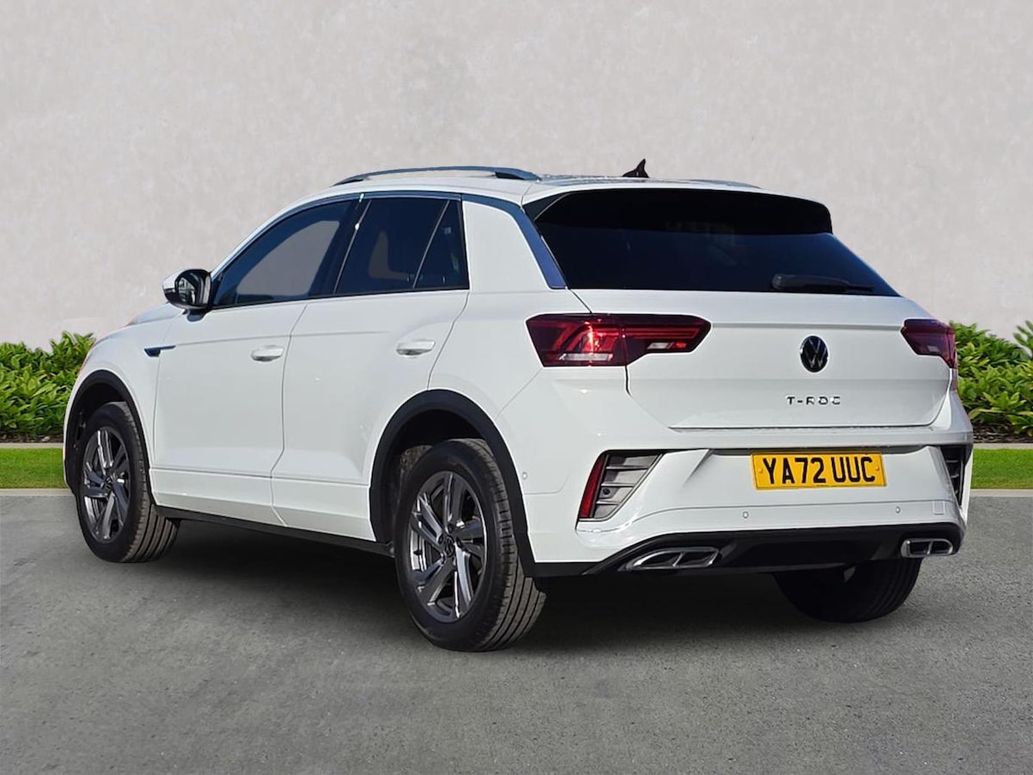 Used Volkswagen T-Roc 2023 for sale - 78195706: Photo 2