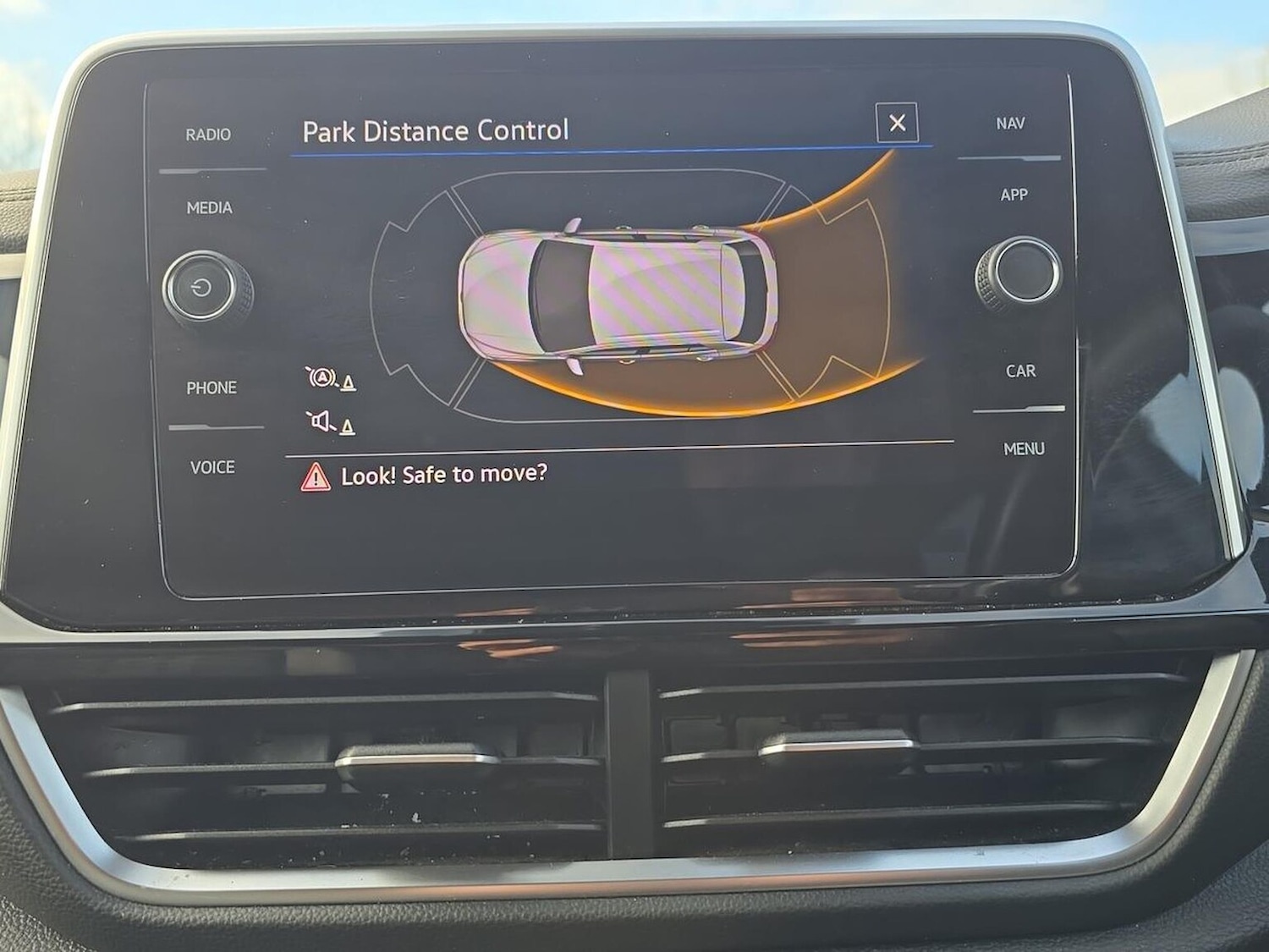 Used Volkswagen T-Roc 2023 for sale - 78195706: Photo 25