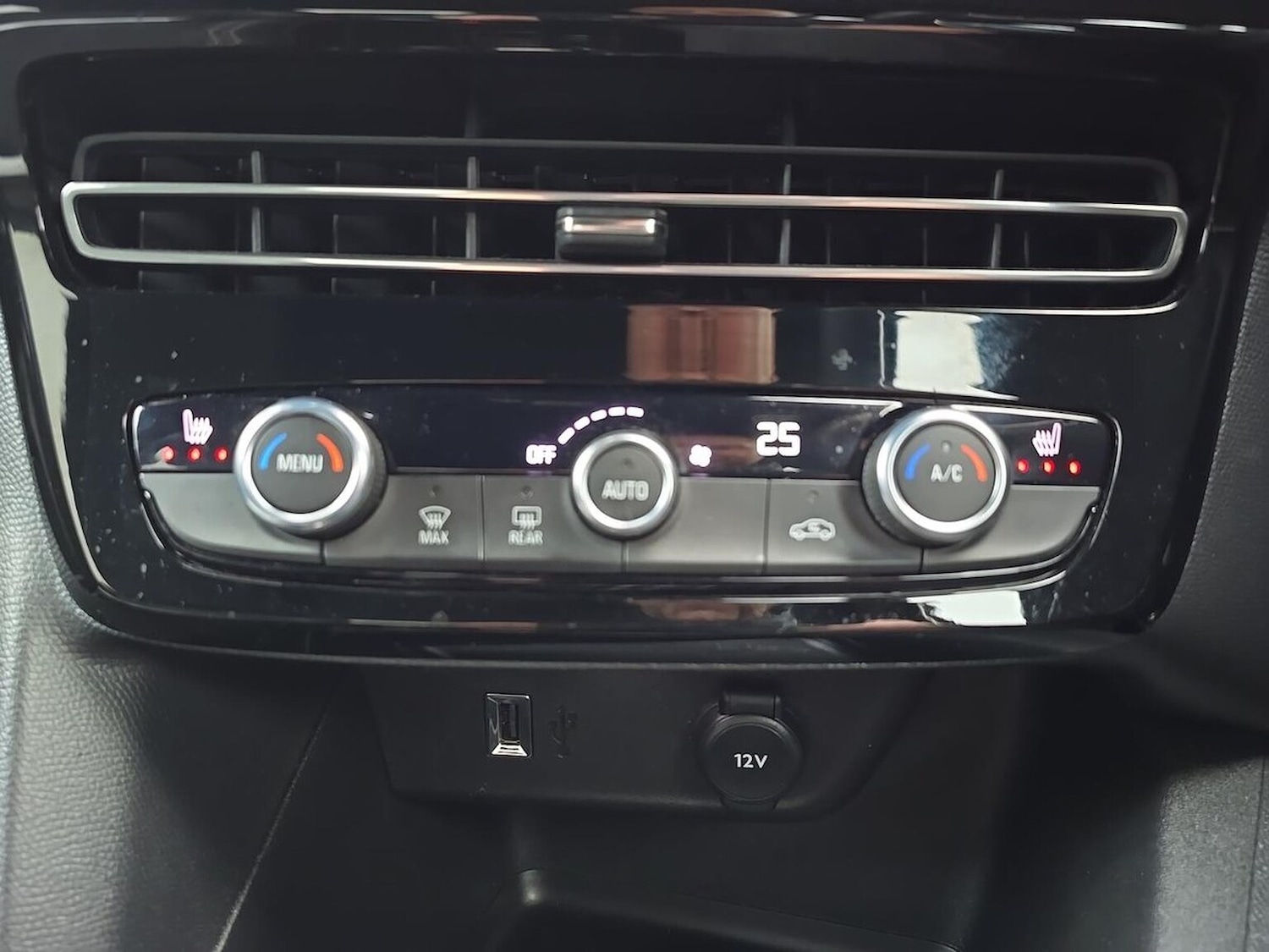 Used Vauxhall Mokka 2023 for sale - 77802153: Photo 12