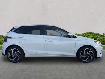 Used Hyundai i20 2022 for sale - 77639306: Photo