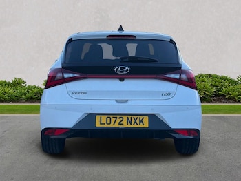 Used Hyundai i20 2022 for sale - 77639306: Photo
