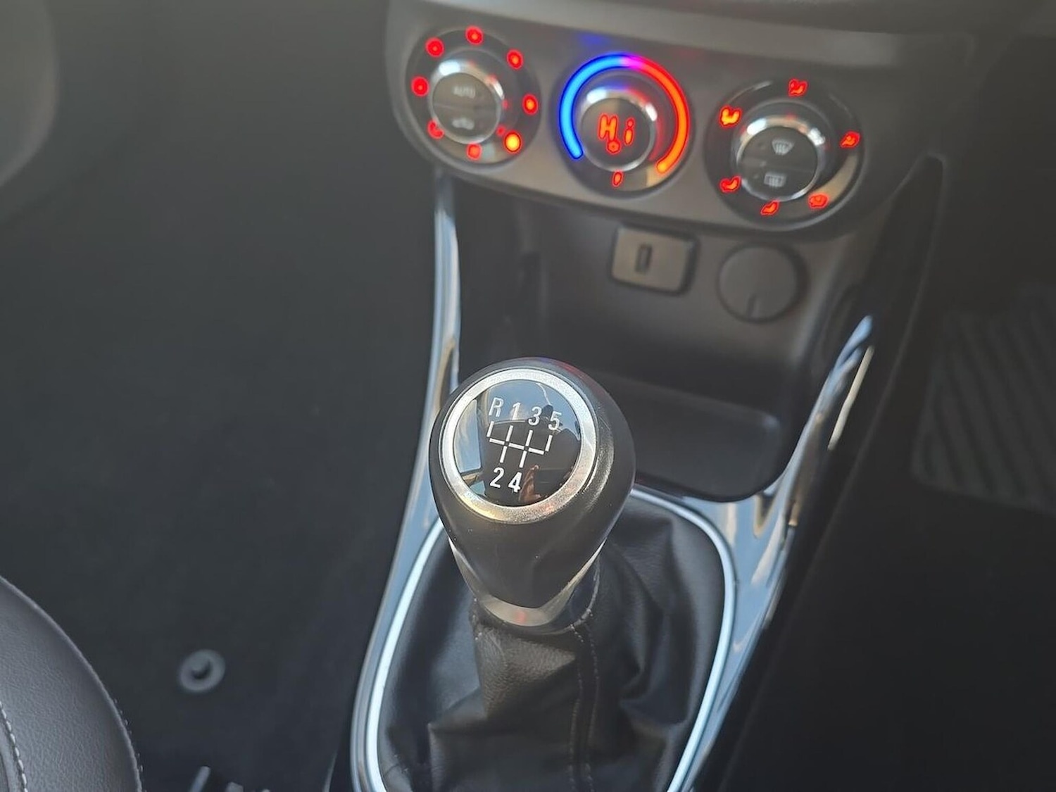 Used Vauxhall Corsa 2016 for sale - 77065802: Photo 37