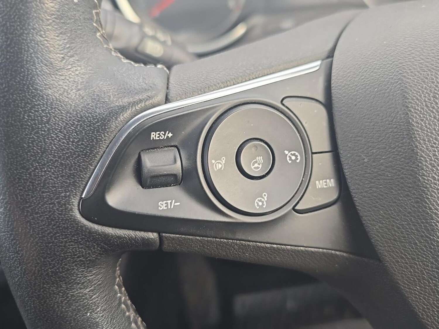 Used Vauxhall Crossland 2022 for sale - 76650237: Photo 26