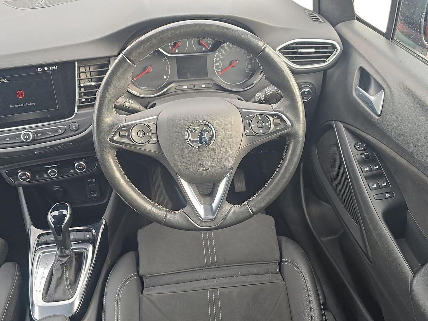 Used Vauxhall Crossland 2022 for sale - 76650237: Photo 9