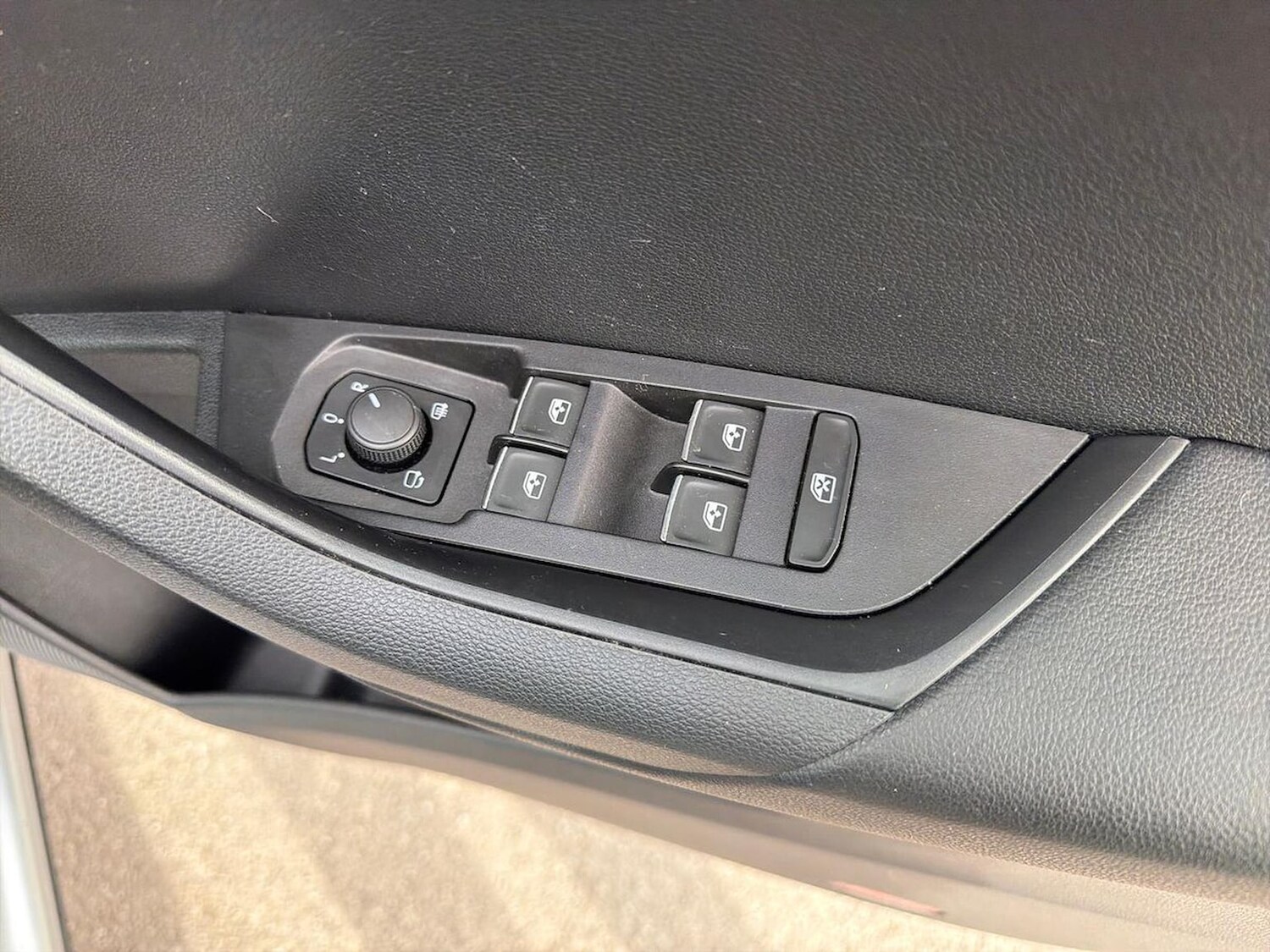 Used Skoda Karoq 2019 for sale - 78195693: Photo 23