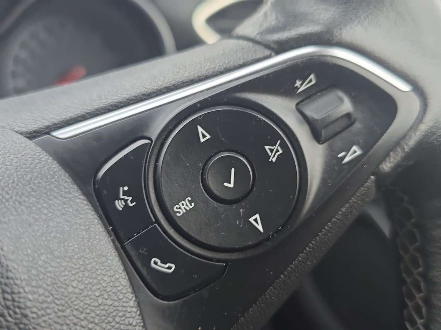 Used Vauxhall Crossland 2021 for sale - 77073253: Photo 28