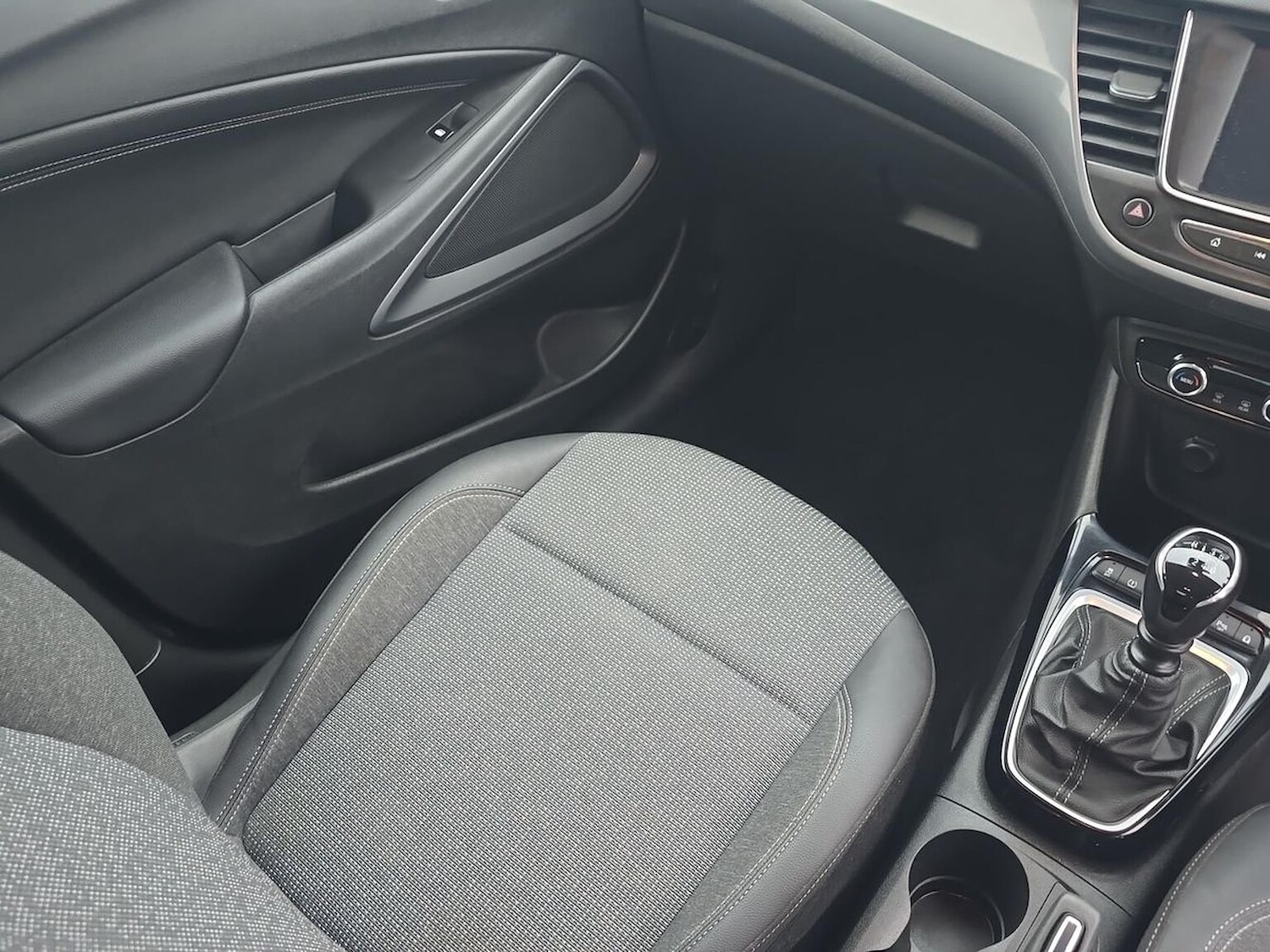 Used Vauxhall Crossland 2021 for sale - 77073253: Photo 30