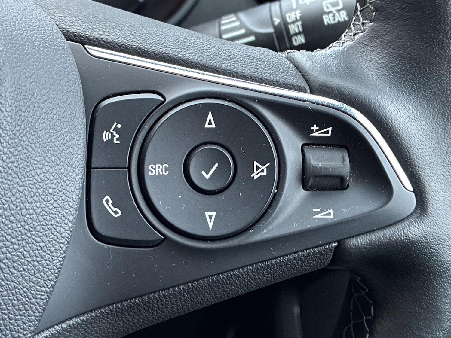 Used Vauxhall Crossland 2022 for sale - 77028071: Photo 28