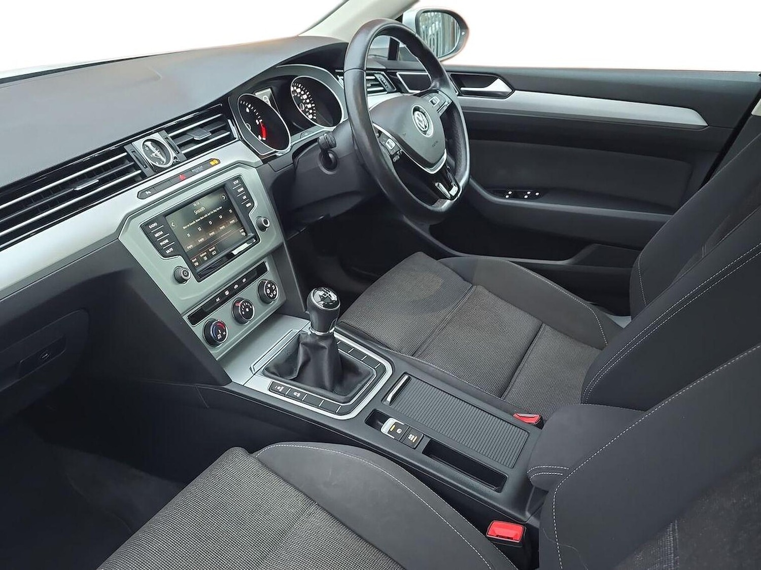 Used Volkswagen Passat 2015 for sale - 76497216: Photo 7