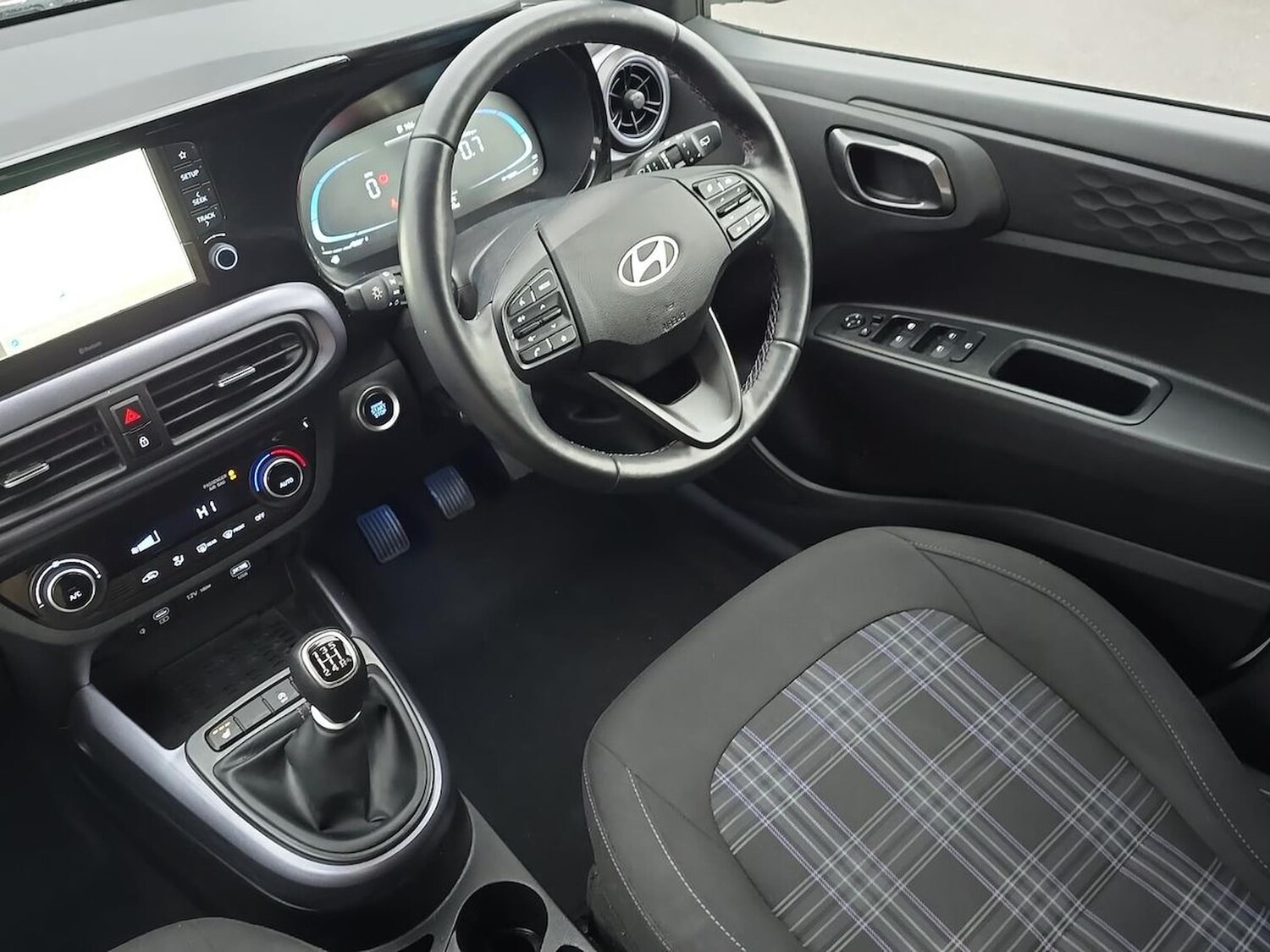 Used Hyundai i10 2023 for sale - 78195566: Photo 30