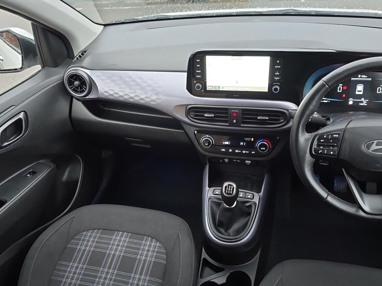 Used Hyundai i10 2023 for sale - 78195566: Photo 31